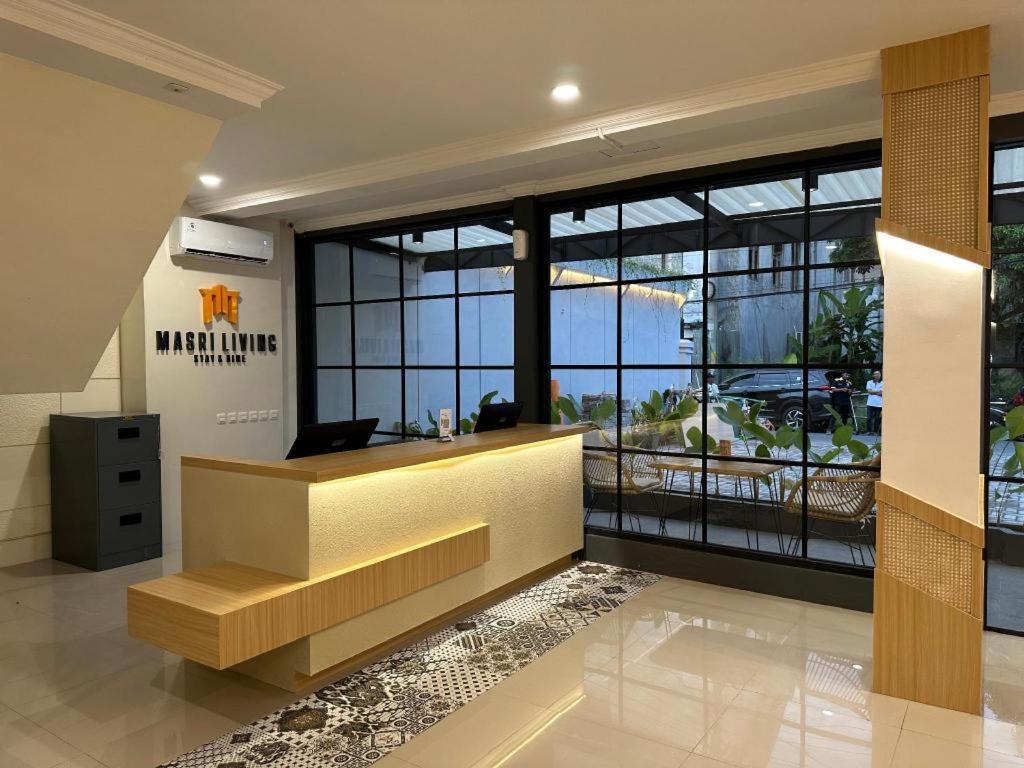 Masri Living By Daphna International Hotel Yogyakarta Exterior photo