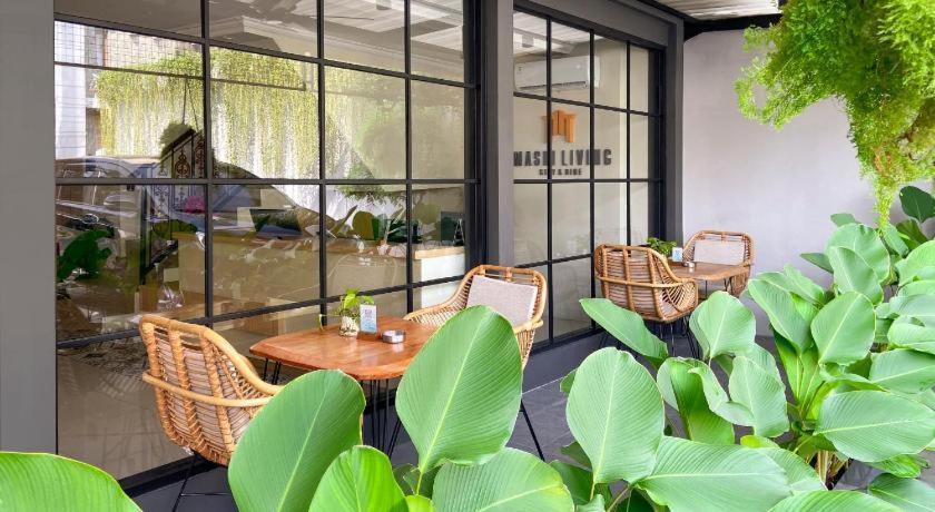 Masri Living By Daphna International Hotel Yogyakarta Exterior photo